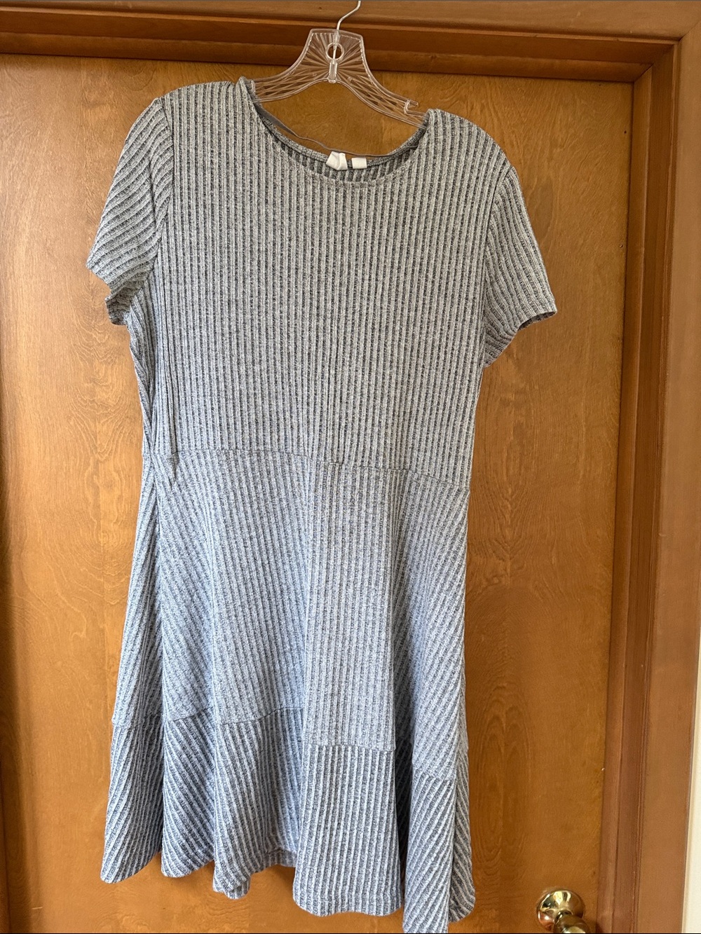 GAP Light Gray Ribbed Midi Dress